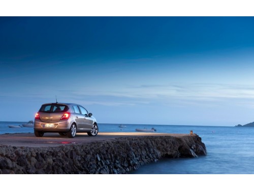 Характеристики автомобиля Opel Corsa 1.2 MT Like Edition 5dr. (04.2013 - 11.2014): фото, вместимость, скорость, двигатель, топливо, масса, отзывы