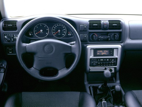 Характеристики автомобиля Opel Frontera 2.2 MT Edition 2000 5dr. (03.2000 - 06.2000): фото, вместимость, скорость, двигатель, топливо, масса, отзывы