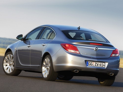 Характеристики автомобиля Opel Insignia 1.6 Turbo MT Elegance (02.2009 - 12.2011): фото, вместимость, скорость, двигатель, топливо, масса, отзывы