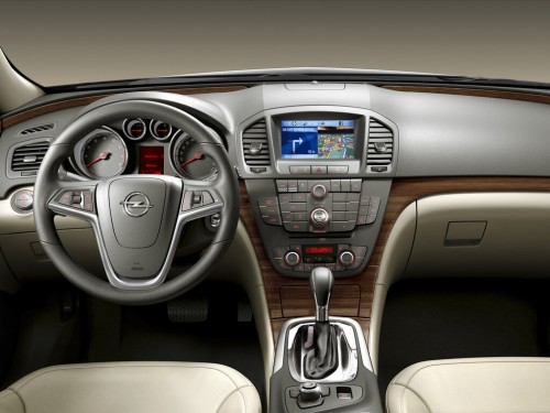 Характеристики автомобиля Opel Insignia 1.4 LPG MT INNOVATION (11.2012 - 06.2013): фото, вместимость, скорость, двигатель, топливо, масса, отзывы