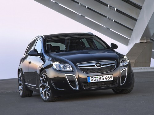 Характеристики автомобиля Opel Insignia 1.4 LPG MT Edition (11.2012 - 06.2013): фото, вместимость, скорость, двигатель, топливо, масса, отзывы