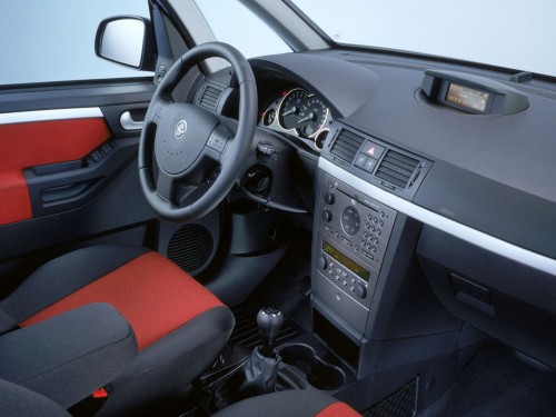 Характеристики автомобиля Opel Meriva 1.4 Twinport MT Essentia (02.2009 - 01.2010): фото, вместимость, скорость, двигатель, топливо, масса, отзывы