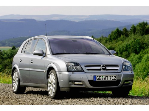 Характеристики автомобиля Opel Signum 1.9 CDTI AT Cosmo (02.2003 - 08.2005): фото, вместимость, скорость, двигатель, топливо, масса, отзывы