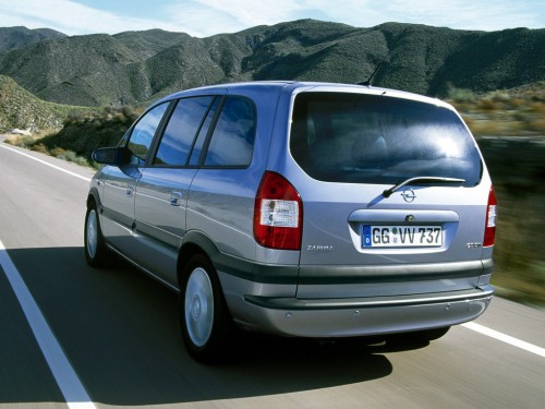 Характеристики автомобиля Opel Zafira 1.8 MT Club (03.2003 - 01.2006): фото, вместимость, скорость, двигатель, топливо, масса, отзывы