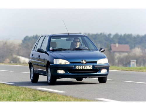 Характеристики автомобиля Peugeot 106 1.0 MT Ace (05.1996 - 10.2000): фото, вместимость, скорость, двигатель, топливо, масса, отзывы