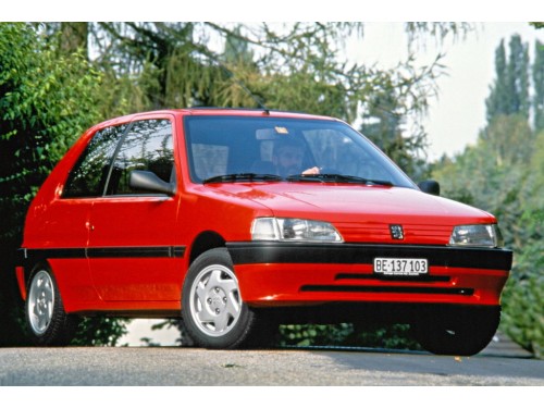 Характеристики автомобиля Peugeot 106 1.4 MT XT (09.1991 - 04.1996): фото, вместимость, скорость, двигатель, топливо, масса, отзывы