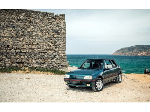 Характеристики автомобиля Peugeot 205 1.4 MT Roland Garros (10.1990 - 01.1992): фото, вместимость, скорость, двигатель, топливо, масса, отзывы