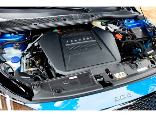Характеристики автомобиля Peugeot 208 1.2 PureTech AT Active (07.2019 - 08.2020): фото, вместимость, скорость, двигатель, топливо, масса, отзывы