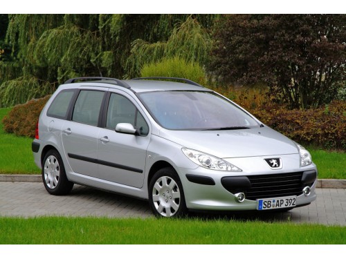 Характеристики автомобиля Peugeot 307 1.6 MT S SW (06.2005 - 09.2007): фото, вместимость, скорость, двигатель, топливо, масса, отзывы