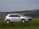 Характеристики автомобиля Peugeot 307 2.0 MT Feline 3 doors (06.2005 - 09.2007): фото, вместимость, скорость, двигатель, топливо, масса, отзывы