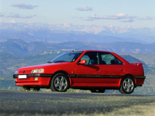 Характеристики автомобиля Peugeot 405 1.6 MT GL (03.1993 - 09.1995): фото, вместимость, скорость, двигатель, топливо, масса, отзывы