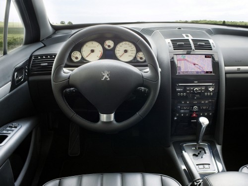 Характеристики автомобиля Peugeot 407 2.0 MT Dynamic (08.2008 - 01.2010): фото, вместимость, скорость, двигатель, топливо, масса, отзывы
