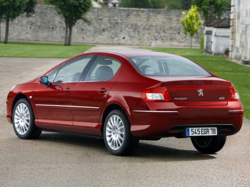 Характеристики автомобиля Peugeot 407 2.0 MT Sport (09.2009 - 02.2010): фото, вместимость, скорость, двигатель, топливо, масса, отзывы