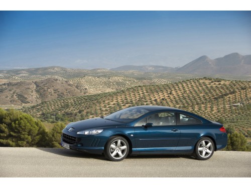 Характеристики автомобиля Peugeot 407 2.7 HDi AT Platinum (10.2005 - 06.2009): фото, вместимость, скорость, двигатель, топливо, масса, отзывы