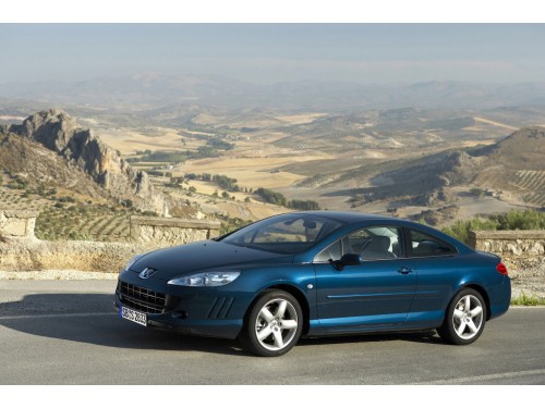 Характеристики автомобиля Peugeot 407 2.7 HDi AT Platinum (10.2005 - 06.2009): фото, вместимость, скорость, двигатель, топливо, масса, отзывы