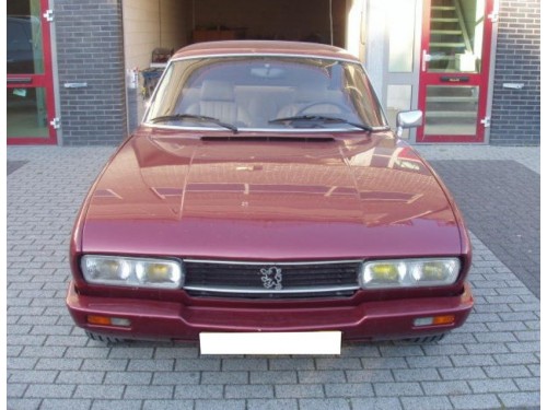 Характеристики автомобиля Peugeot 504 2.0 AT (03.1979 - 09.1983): фото, вместимость, скорость, двигатель, топливо, масса, отзывы