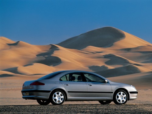 Характеристики автомобиля Peugeot 607 3.0 MT (10.1999 - 10.2004): фото, вместимость, скорость, двигатель, топливо, масса, отзывы