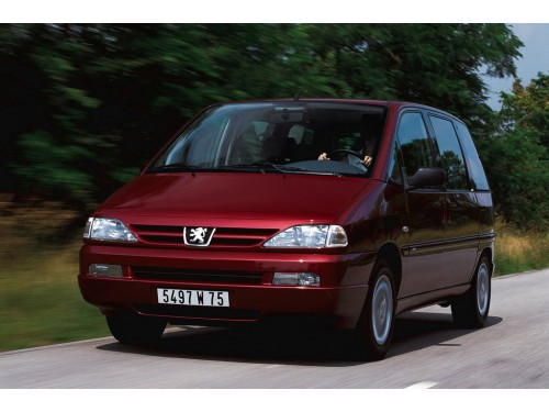 Характеристики автомобиля Peugeot 806 2.0 AT ST (12.2001 - 05.2002): фото, вместимость, скорость, двигатель, топливо, масса, отзывы