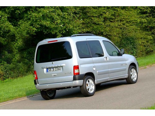 Характеристики автомобиля Peugeot Partner Origin 1.4 MT XR (03.2008 - 12.2011): фото, вместимость, скорость, двигатель, топливо, масса, отзывы