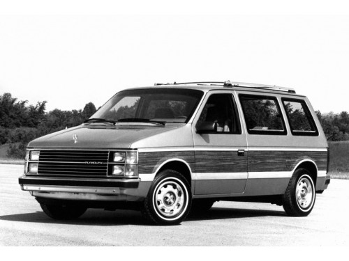 Характеристики автомобиля Plymouth Voyager 2.6 AT 5-passenger Base (01.1984 - 04.1987): фото, вместимость, скорость, двигатель, топливо, масса, отзывы