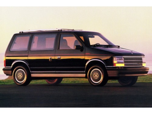 Характеристики автомобиля Plymouth Voyager 2.5T AT 5-passenger Base (01.1989 - 07.1990): фото, вместимость, скорость, двигатель, топливо, масса, отзывы