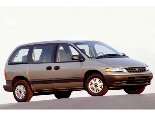 Характеристики автомобиля Plymouth Voyager 3.8 AT FWD Ultradrive 7-passenger Expresso (01.1998 - 09.2000): фото, вместимость, скорость, двигатель, топливо, масса, отзывы