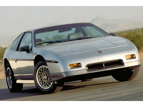 Характеристики автомобиля Pontiac Fiero 2.5 MT Fiero Sport (01.1987 - 06.1987): фото, вместимость, скорость, двигатель, топливо, масса, отзывы