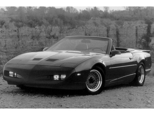 Характеристики автомобиля Pontiac Firebird 5.0 MT Firebird Convertible Trans Am H.O. (05.1990 - 06.1992): фото, вместимость, скорость, двигатель, топливо, масса, отзывы