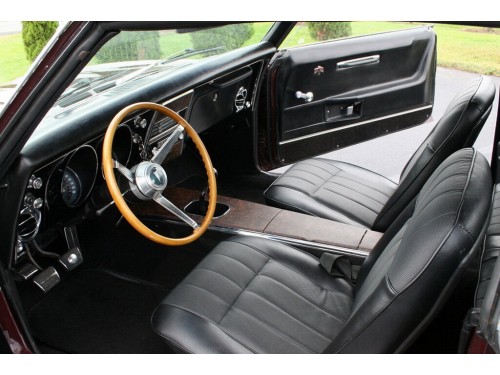 Характеристики автомобиля Pontiac Firebird 4.1 AT Firebird Sport Coupe 250 (10.1967 - 08.1968): фото, вместимость, скорость, двигатель, топливо, масса, отзывы