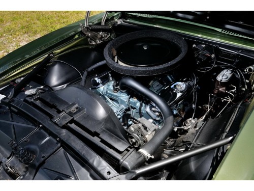 Характеристики автомобиля Pontiac Firebird 4.1 MT4 Firebird Sport Coupe 250 (10.1967 - 08.1968): фото, вместимость, скорость, двигатель, топливо, масса, отзывы