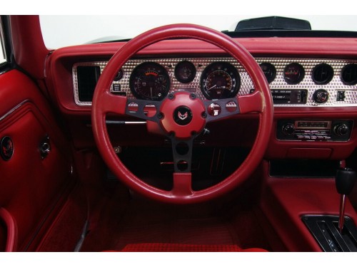 Характеристики автомобиля Pontiac Firebird 3.8 MT Firebird Esprit (10.1979 - 09.1980): фото, вместимость, скорость, двигатель, топливо, масса, отзывы
