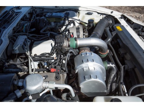 Характеристики автомобиля Pontiac Firebird 2.8 MT Firebird (11.1985 - 09.1986): фото, вместимость, скорость, двигатель, топливо, масса, отзывы
