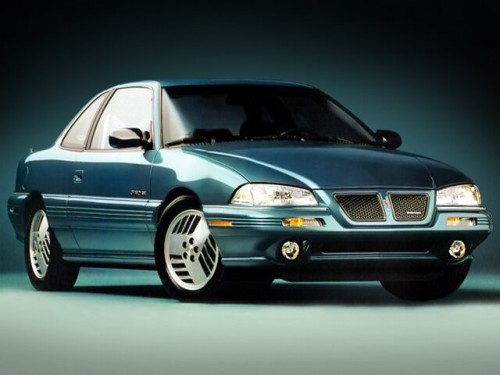 Характеристики автомобиля Pontiac Grand Am 2.3 AT3 SE (06.1994 - 05.1995): фото, вместимость, скорость, двигатель, топливо, масса, отзывы