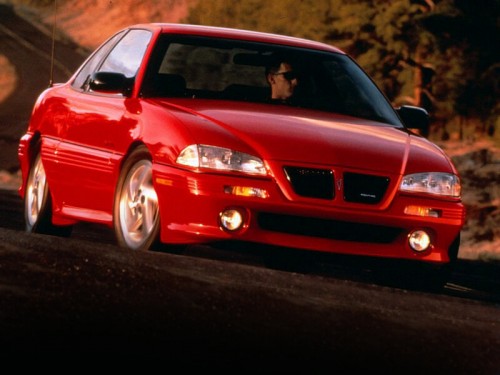 Характеристики автомобиля Pontiac Grand Am 2.3 AT4 SE (06.1994 - 05.1995): фото, вместимость, скорость, двигатель, топливо, масса, отзывы
