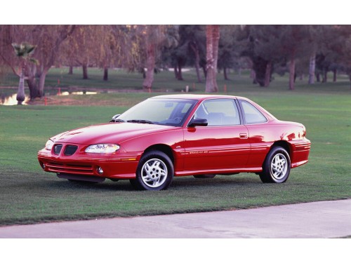 Характеристики автомобиля Pontiac Grand Am 2.3 AT GT (06.1992 - 05.1993): фото, вместимость, скорость, двигатель, топливо, масса, отзывы