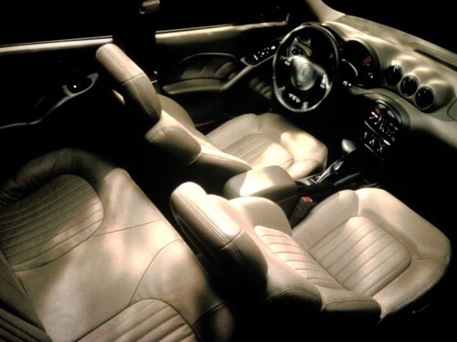 Характеристики автомобиля Pontiac Grand Am 2.2 MT SE2 (06.2001 - 05.2004): фото, вместимость, скорость, двигатель, топливо, масса, отзывы