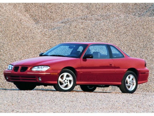 Характеристики автомобиля Pontiac Grand Am 2.4 MT GT (06.1995 - 03.1998): фото, вместимость, скорость, двигатель, топливо, масса, отзывы
