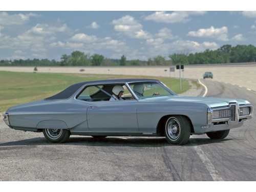 Характеристики автомобиля Pontiac Grand Prix 7.0 MT4 Grand Prix 428 HO (10.1967 - 09.1968): фото, вместимость, скорость, двигатель, топливо, масса, отзывы