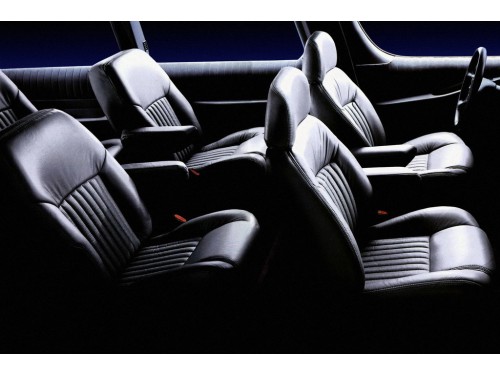 Характеристики автомобиля Pontiac Trans Sport 2.3 MT Trans Sport (08.1990 - 06.1991): фото, вместимость, скорость, двигатель, топливо, масса, отзывы