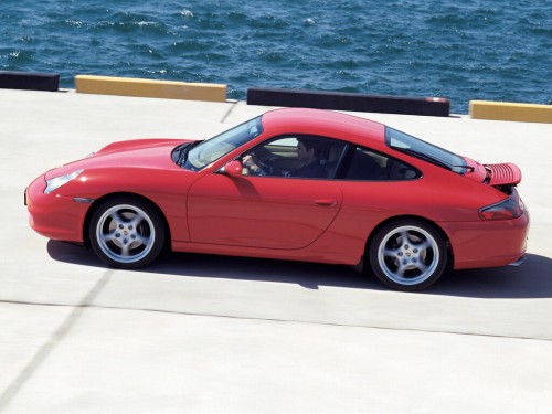 Характеристики автомобиля Porsche 911 3.7 Tiptronic Carrera 4 (01.2001 - 05.2004): фото, вместимость, скорость, двигатель, топливо, масса, отзывы