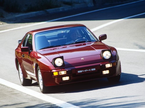 Характеристики автомобиля Porsche 944 2.5 MT 944 S (08.1986 - 12.1988): фото, вместимость, скорость, двигатель, топливо, масса, отзывы