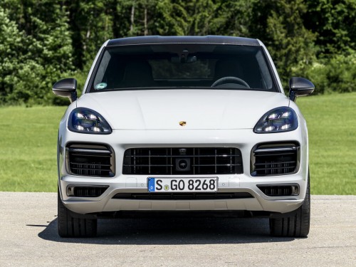 Характеристики автомобиля Porsche Cayenne Coupe 4.0 Tiptronic Turbo (05.2019 - 04.2023): фото, вместимость, скорость, двигатель, топливо, масса, отзывы