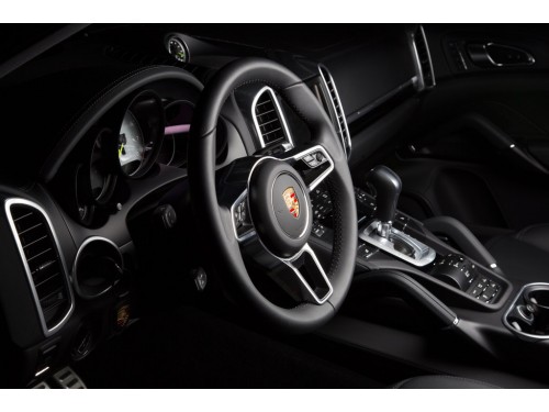 Характеристики автомобиля Porsche Cayenne 3.0 Tiptronic Diesel (08.2014 - 05.2018): фото, вместимость, скорость, двигатель, топливо, масса, отзывы