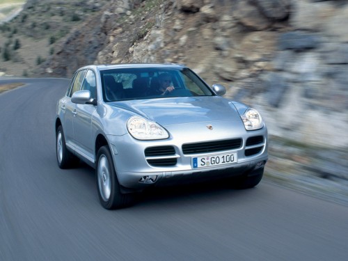 Характеристики автомобиля Porsche Cayenne 4.5 Tiptronic Turbo (02.2003 - 01.2007): фото, вместимость, скорость, двигатель, топливо, масса, отзывы
