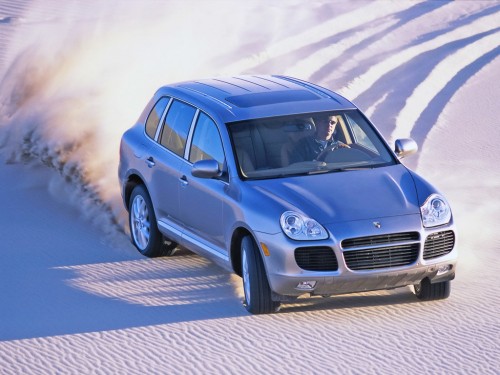 Характеристики автомобиля Porsche Cayenne 3.2 MT (02.2003 - 01.2007): фото, вместимость, скорость, двигатель, топливо, масса, отзывы