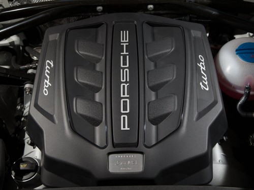Характеристики автомобиля Porsche Macan 3.0 PDK S (04.2014 - 08.2018): фото, вместимость, скорость, двигатель, топливо, масса, отзывы