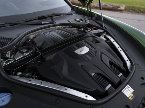 Характеристики автомобиля Porsche Panamera 2.9 PDK 4 E-Hybrid Platinum Edition (12.2021 - н.в.): фото, вместимость, скорость, двигатель, топливо, масса, отзывы