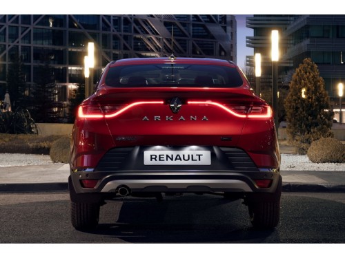 Характеристики автомобиля Renault Arkana 1.3 TCe 150 CVT 4x2 Style (06.2019 - 07.2022): фото, вместимость, скорость, двигатель, топливо, масса, отзывы