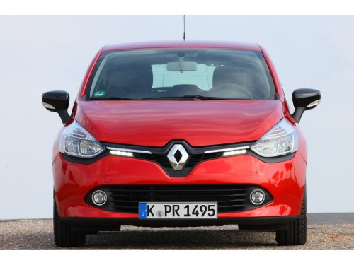 Характеристики автомобиля Renault Clio 1.2 16V 65 MT Authentique (07.2014 - 05.2015): фото, вместимость, скорость, двигатель, топливо, масса, отзывы