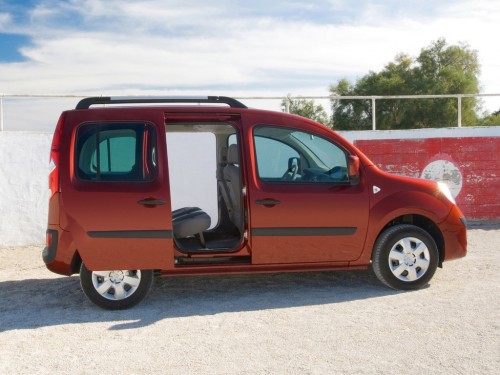 Характеристики автомобиля Renault Kangoo 1.6 16V 105 MT Be Bop (04.2009 - 05.2013): фото, вместимость, скорость, двигатель, топливо, масса, отзывы